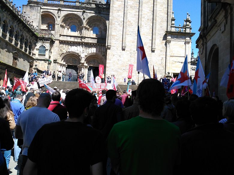 16-05-01 Primeiro de Maio Compostela 037.jpg